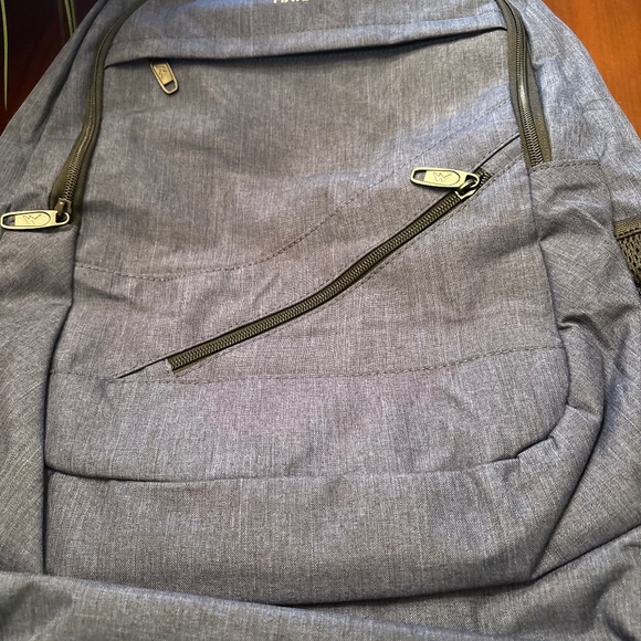 Backpack - Picture 1 of 3